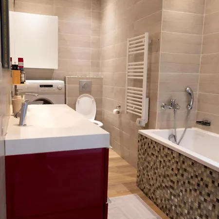 10 Pers - Lille - Parking & Terrasses Holiday home Lambersart